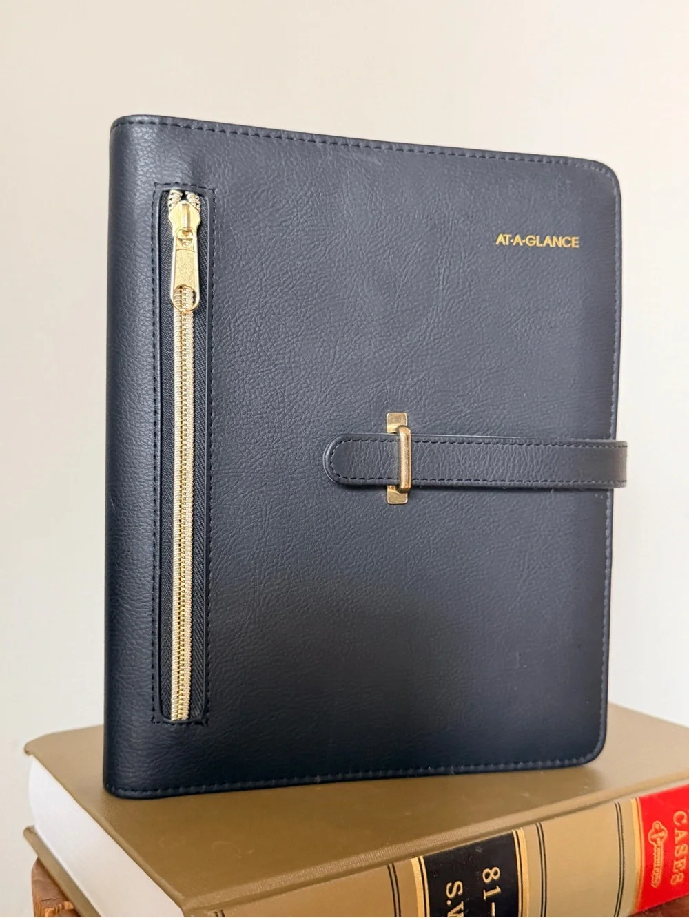 AT-A-GLANCE Black Faux Leather 7-Ring Undated Planner Organizer Gold Hardware.